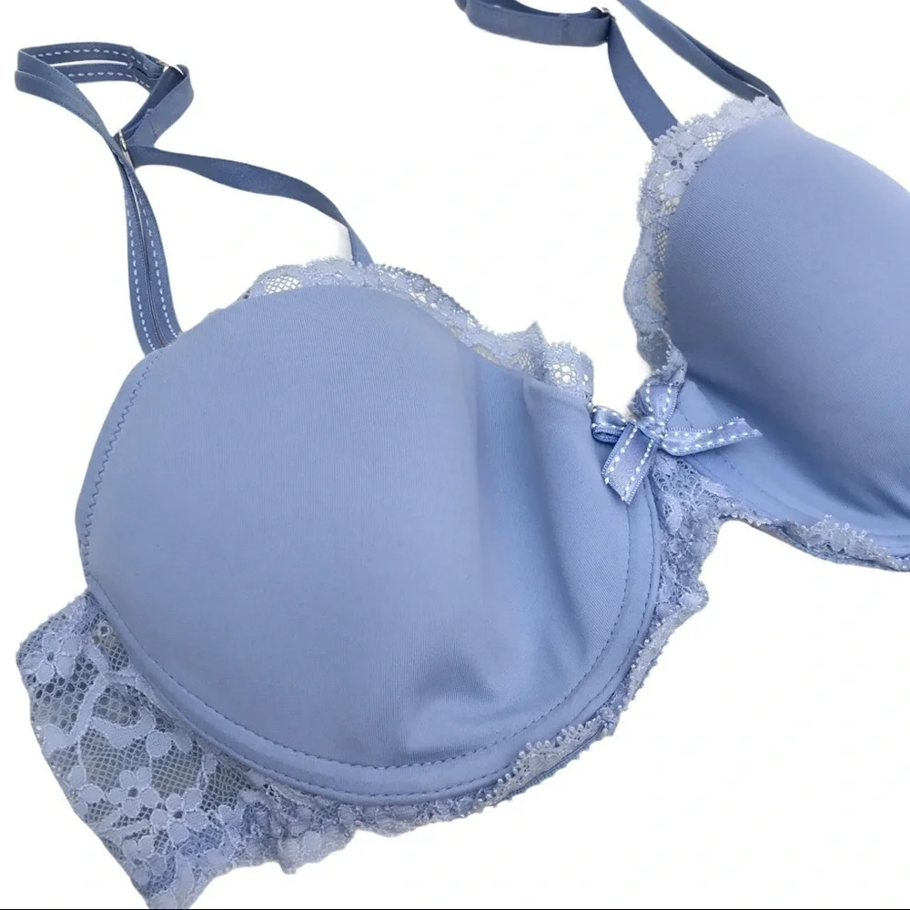 ⚡️ LAST CHANCE MARKDOWN !⭐️✨Chantelle Bra 32A Smooth Cup Underwire Lilac Blue